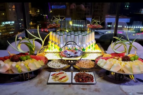 渭南夜场服务员招聘,有颜值女孩每天2班